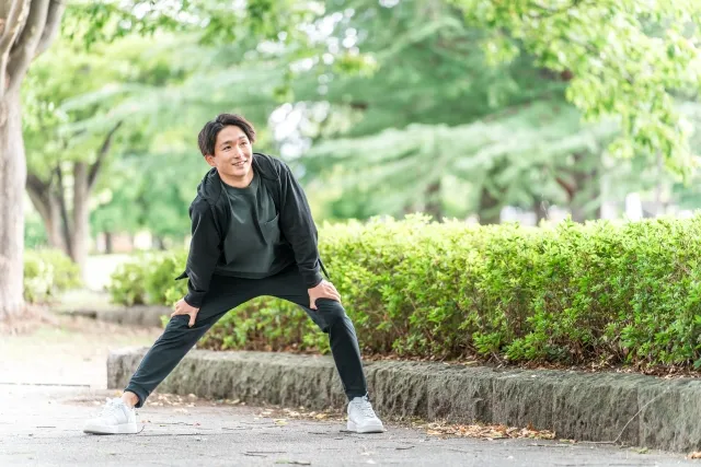 骨盤の歪みを未然に防ぎ予防するには運動やストレッチが効果的